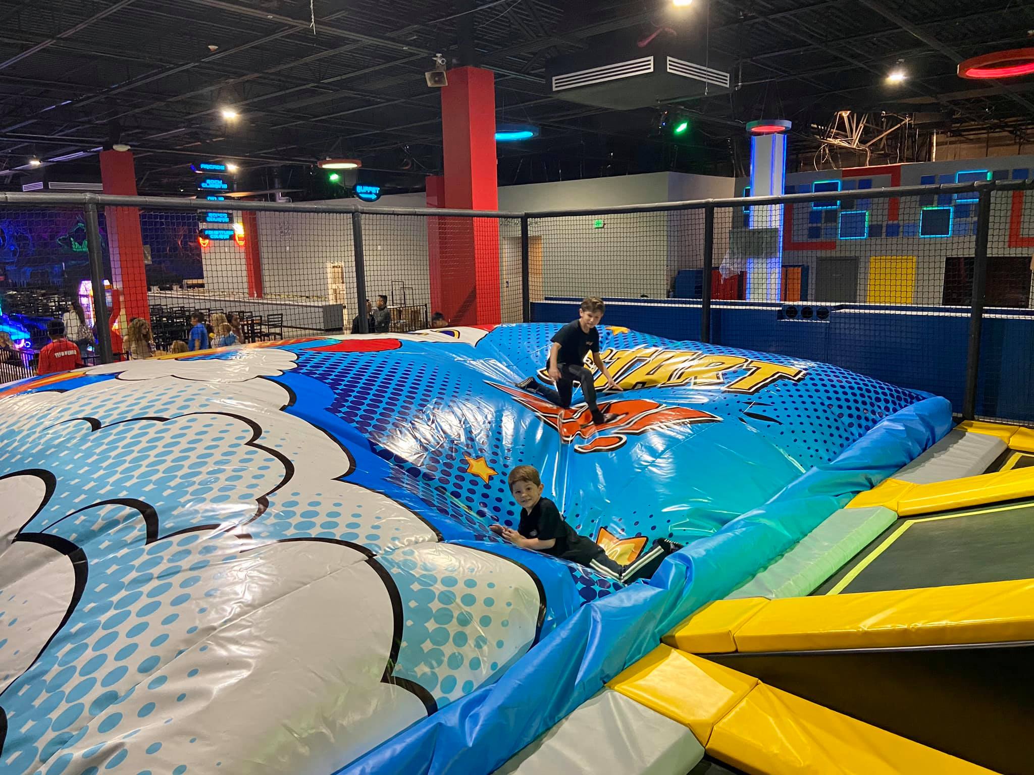 Customized Kids Trampoline Park